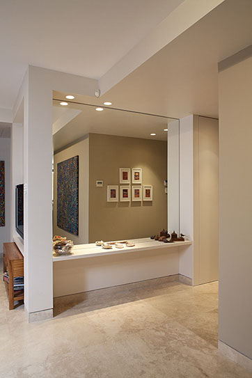 A Penthouse Location: The Mediterranean Sea Architect: Dorith Jaffe Kaminker Photography: Binyamin Adam