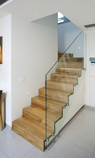 A Penthouse Location: Ra'anana Architect: Dorith Jaffe Kaminker Photography: Binyamin Adam