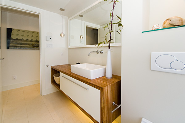 A Penthouse Location: West Vancouver Architect: Dorith Jaffe Kaminker